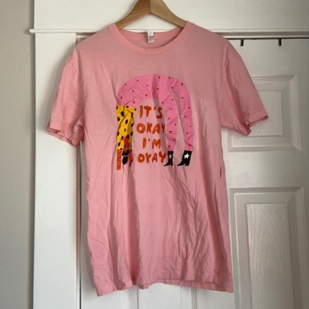 KB Illustrator It’s Okay I’m okay graphic t shirt size m